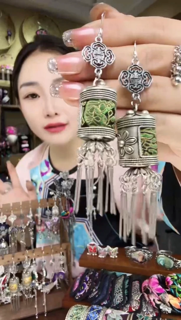 刺绣非遗刺绣民族风饰品