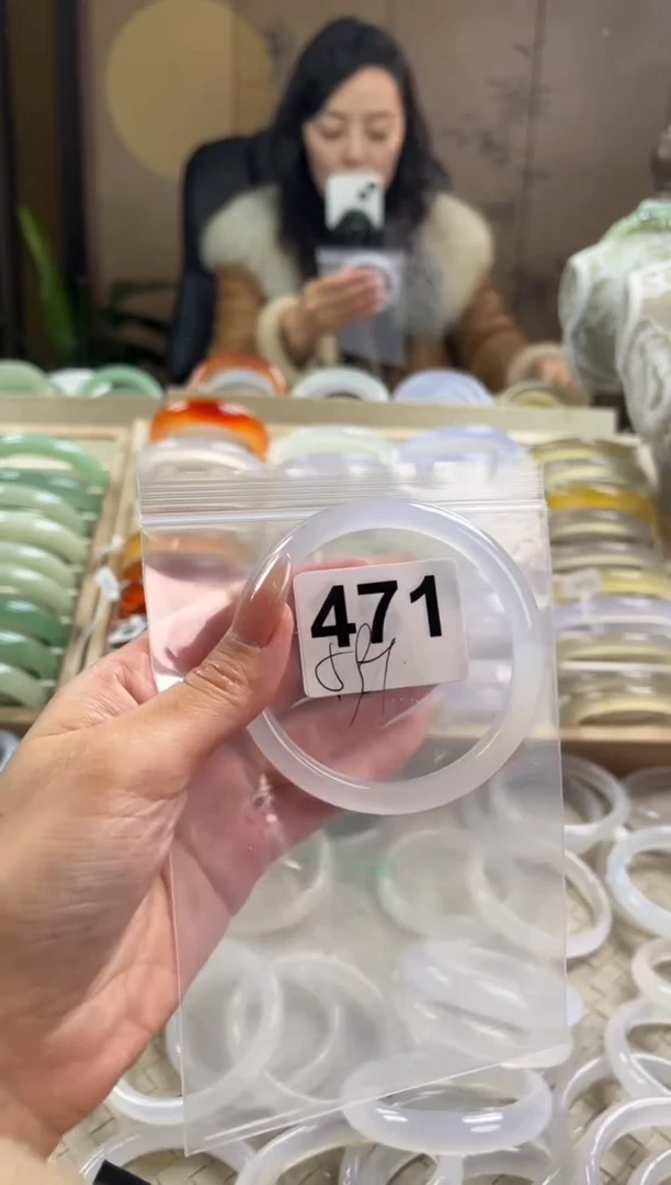 手镯玛瑙/玉髓未镶嵌471