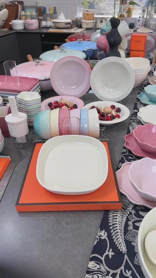 【闪购商品】瓷7.9英寸方形深盘-奶油白