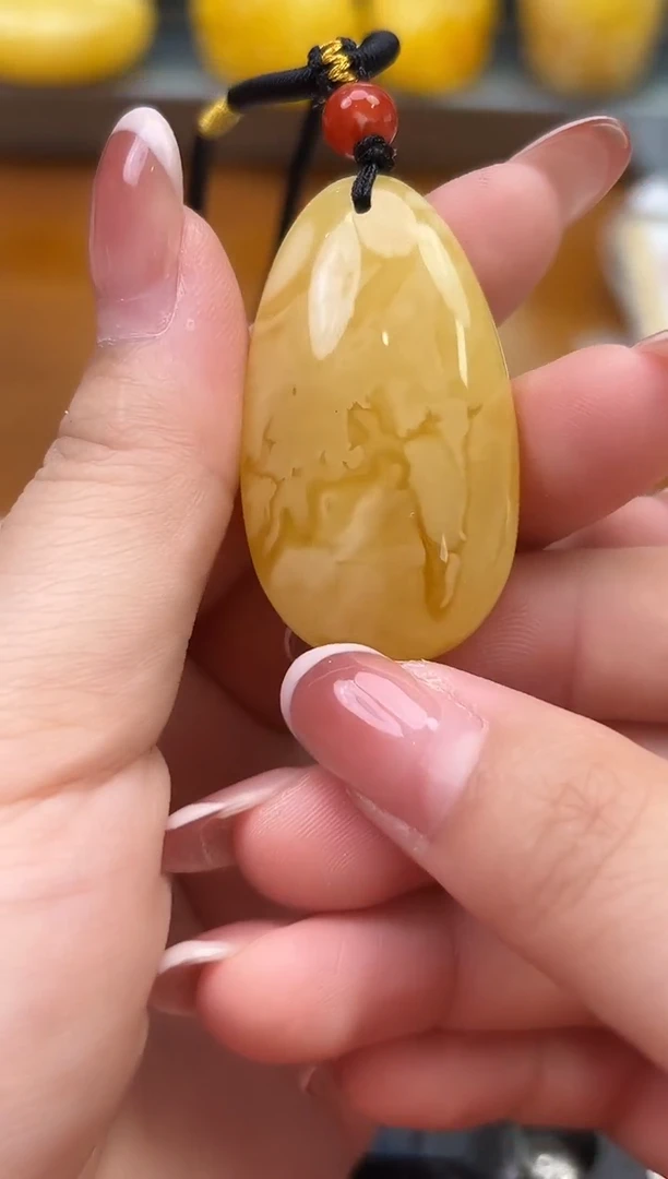 未镶嵌琥珀裸石琥珀蜜蜡吊坠
