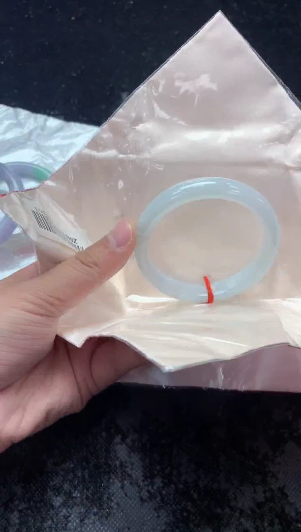 翡翠手镯未镶嵌1天然A货缅甸翡翠默认有瑕