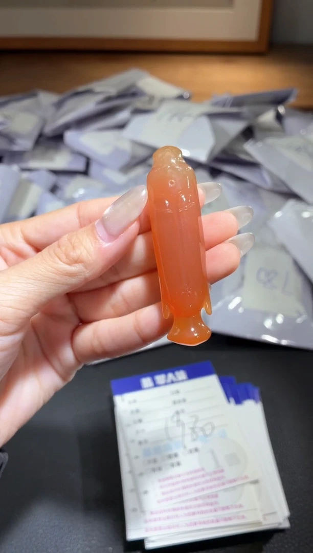 未镶嵌吊坠(不含链)玛瑙/玉髓佛造像