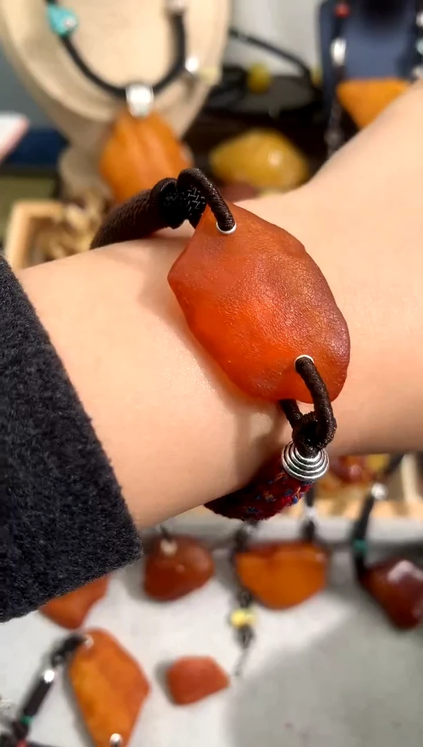 【闪购商品】蜜蜡裸石未镶嵌似玉