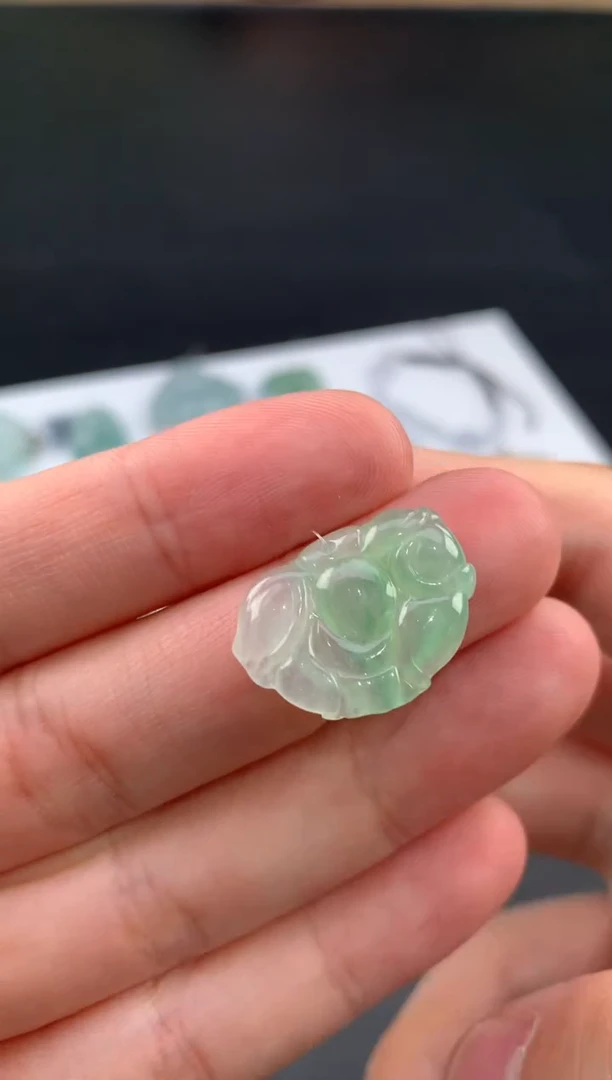 未镶嵌定制翡翠翡翠