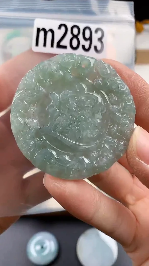 颈饰未镶嵌翡翠天然翡翠吊坠挂件