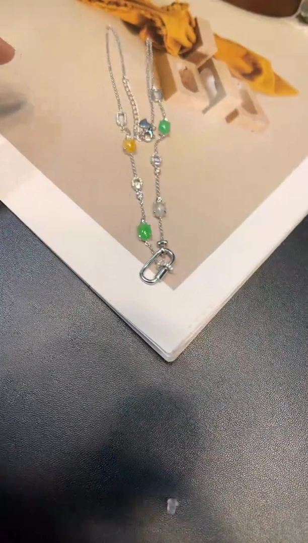 颈饰银S925镶嵌翡翠套链