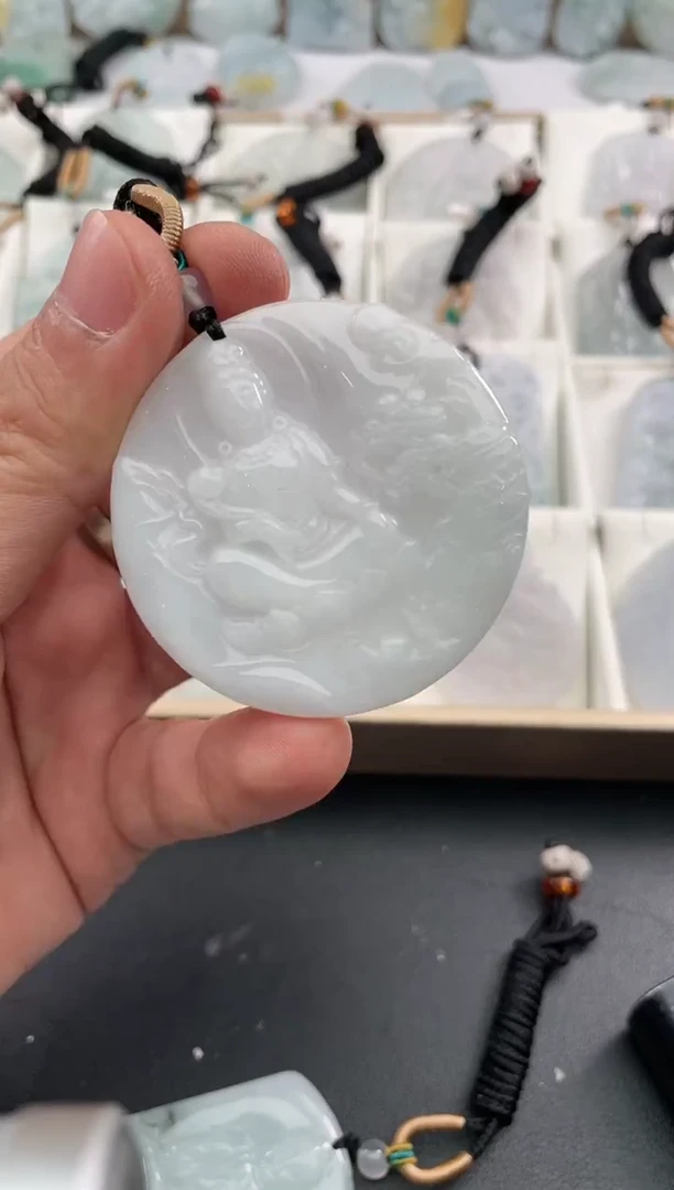 颈饰未镶嵌翡翠26/01/02/231