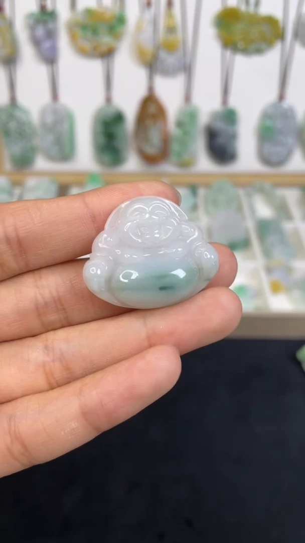 颈饰未镶嵌翡翠1