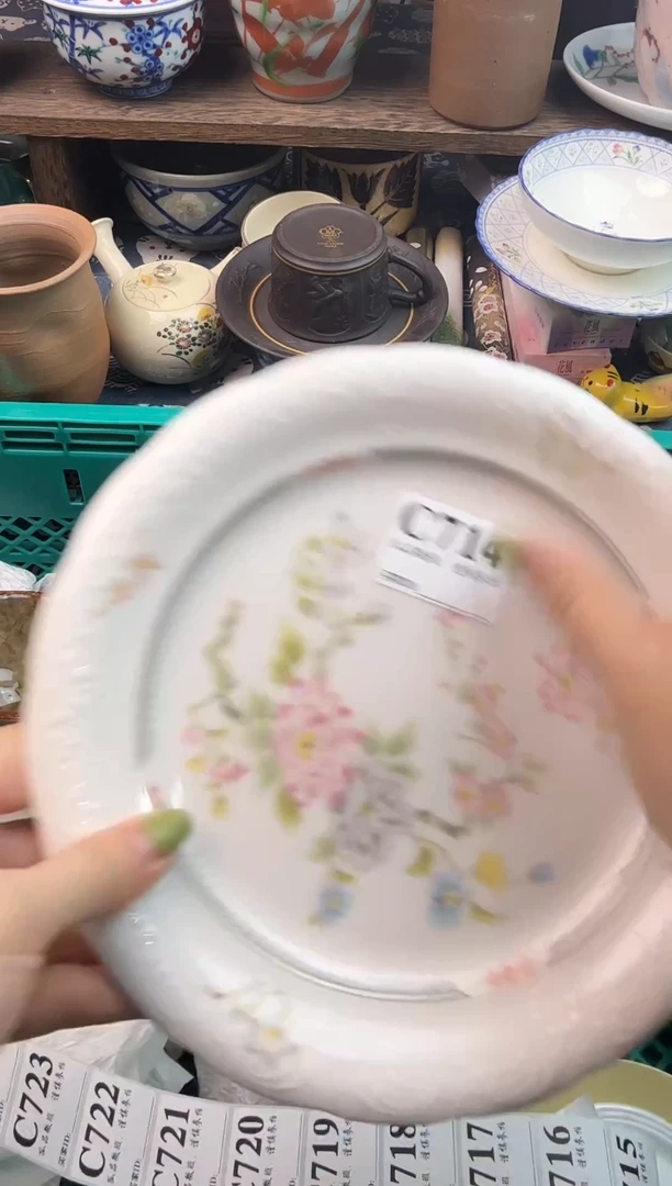 瓷片F***_