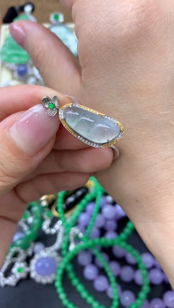 【闪购商品】翡翠颈饰18K金镶嵌136-中国好珍宝