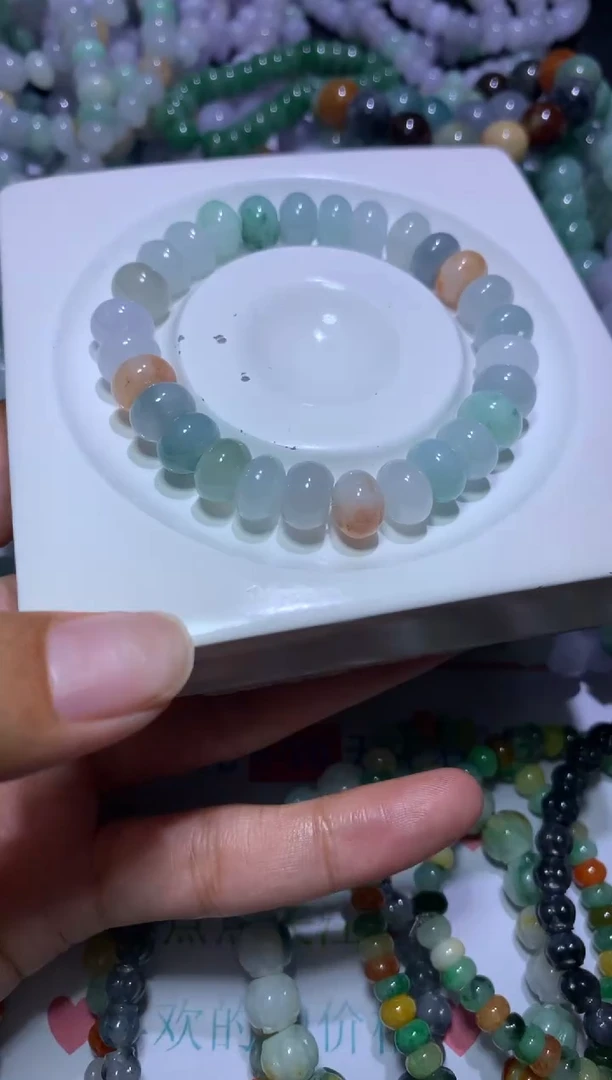 翡翠挂件未镶嵌若*CXX307442