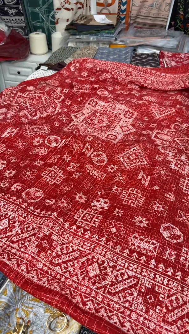 美丽诺羊毛非遗红色图样140CM