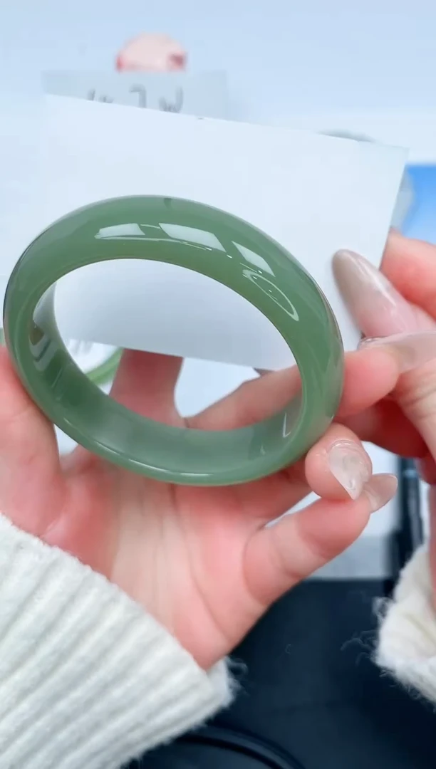 【闪购商品】石英质玉手镯未镶嵌256-59