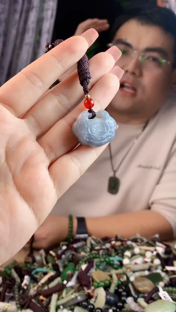 【闪购商品】和田玉挂件未镶嵌多样性发货拍一发一