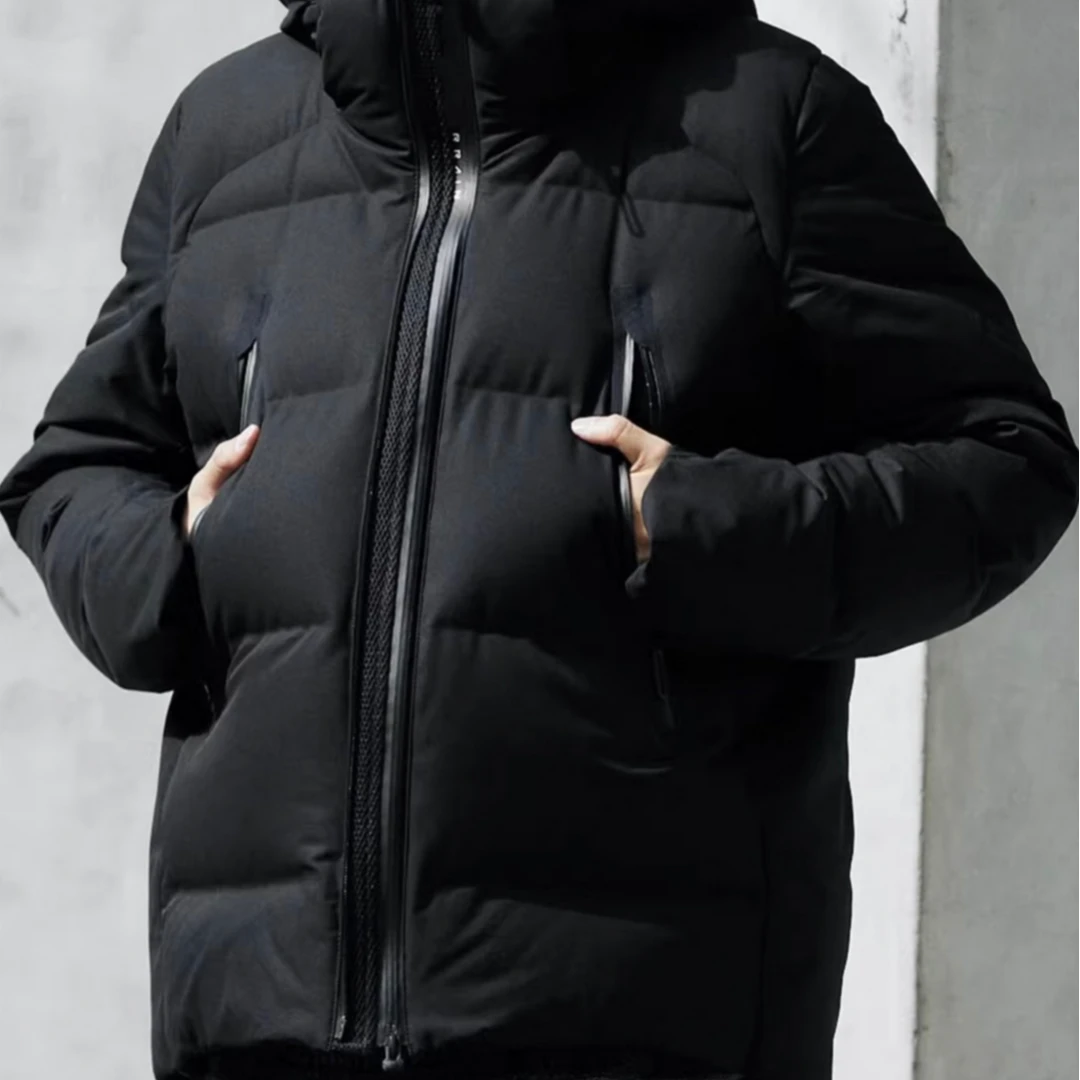 户外3新款百搭羽绒服滑雪防水男女同款马甲时尚