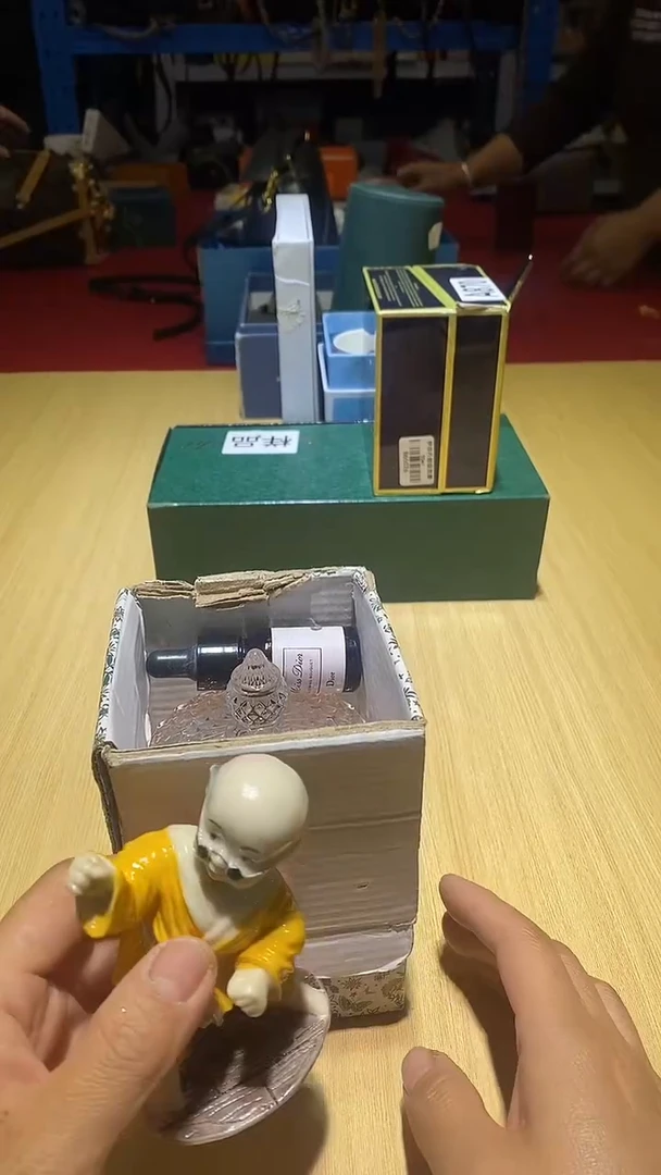 瓷片全场正品；一件不留@@1