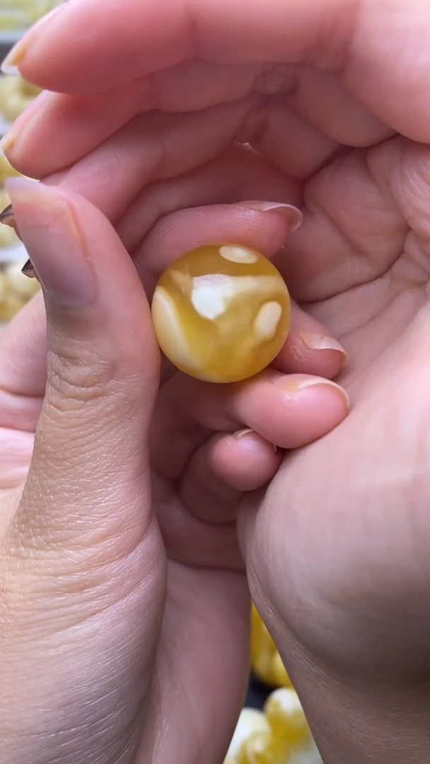 未镶嵌琥珀裸石蜜蜡.17