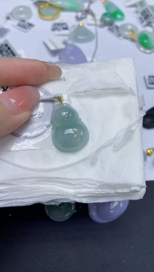 颈饰18K金镶嵌翡翠天然缅甸翡翠A货百元以上9元证书费自理