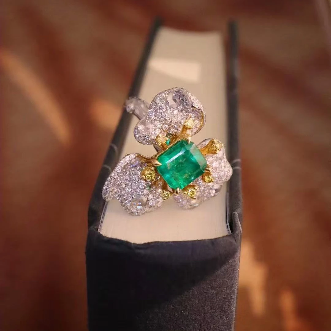 2.13ct 天然哥伦比亚祖母绿戒指