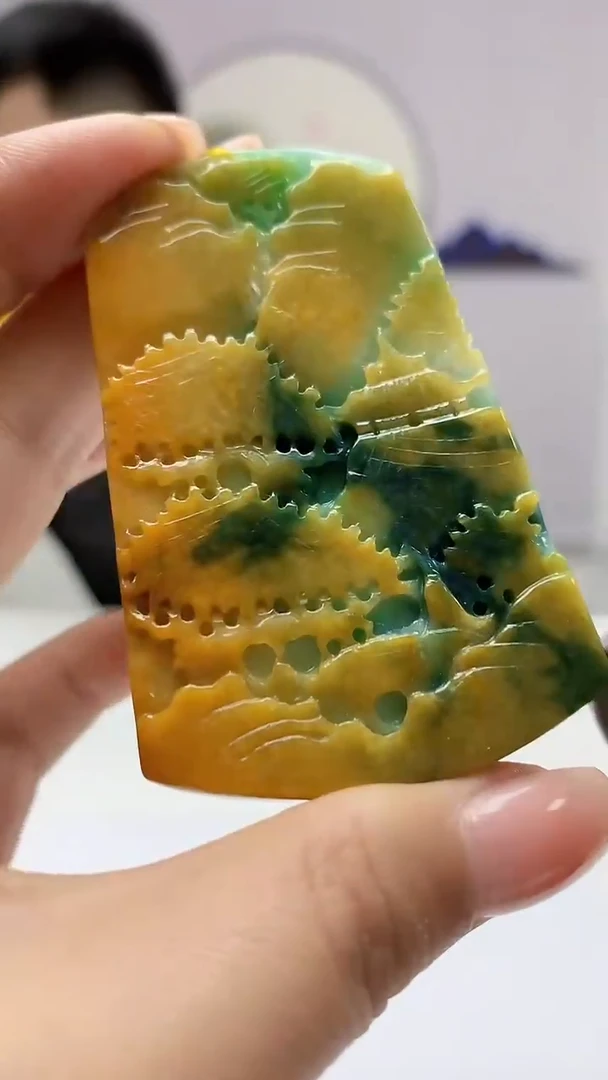 【闪购商品】定制翡翠未镶嵌5153ms-毛货152山水