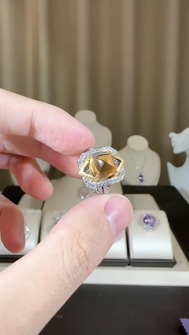 【闪购商品】黄晶戒指银S925镶嵌10mm