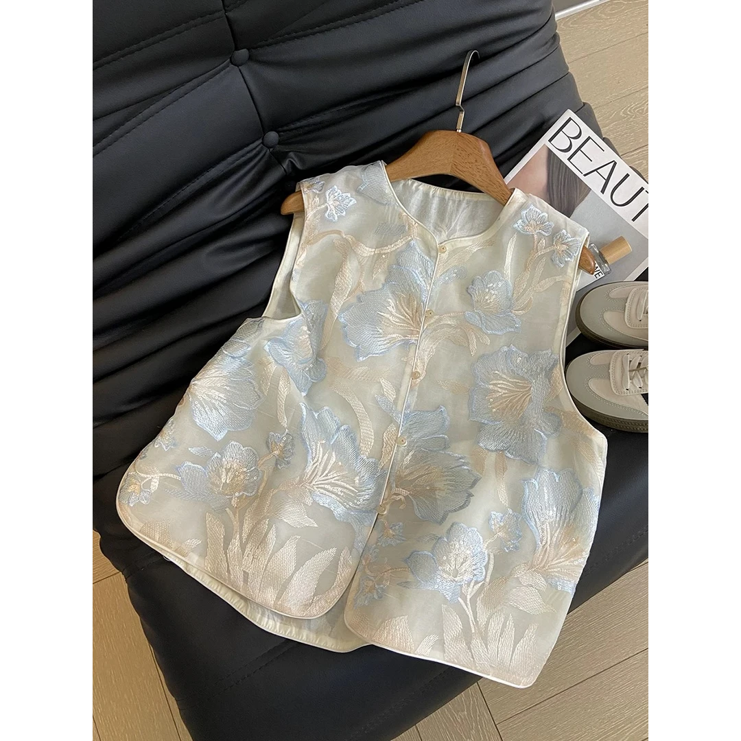 高级感气质改良国风小众重工蕾丝刺绣马甲外穿坎肩女2025早春新品