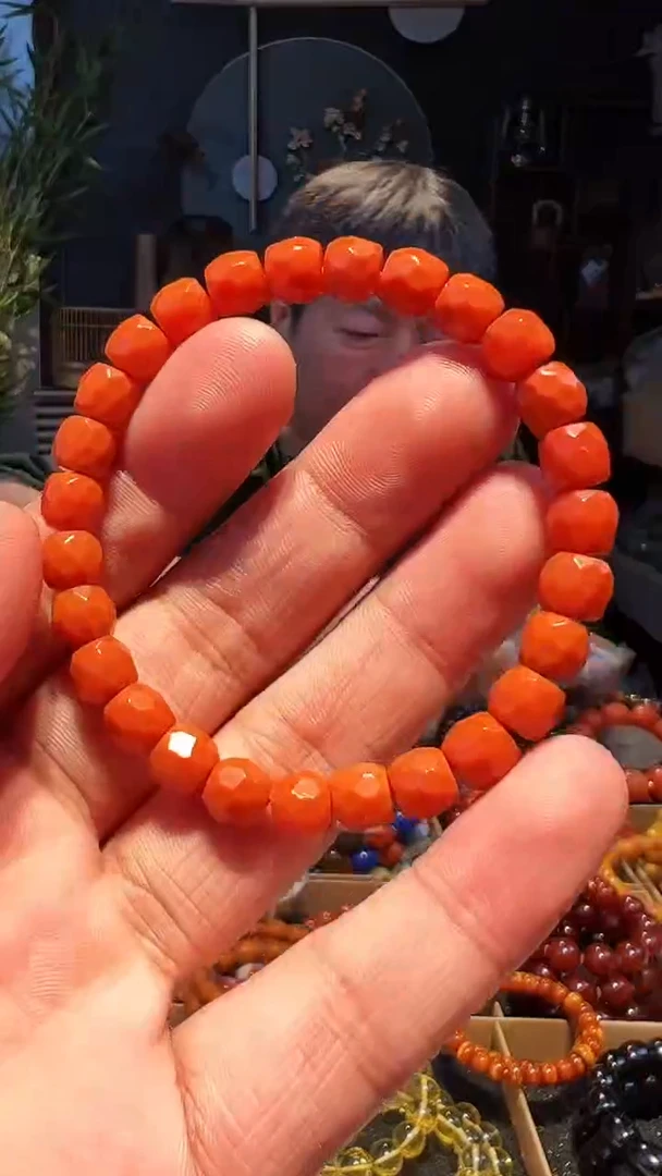 【闪购商品】南红玛瑙吊坠(不含链)未镶嵌8+单圈