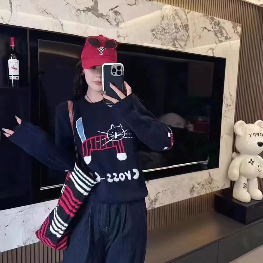 SanYeLan2024冬季新款时尚百搭猫咪毛衣