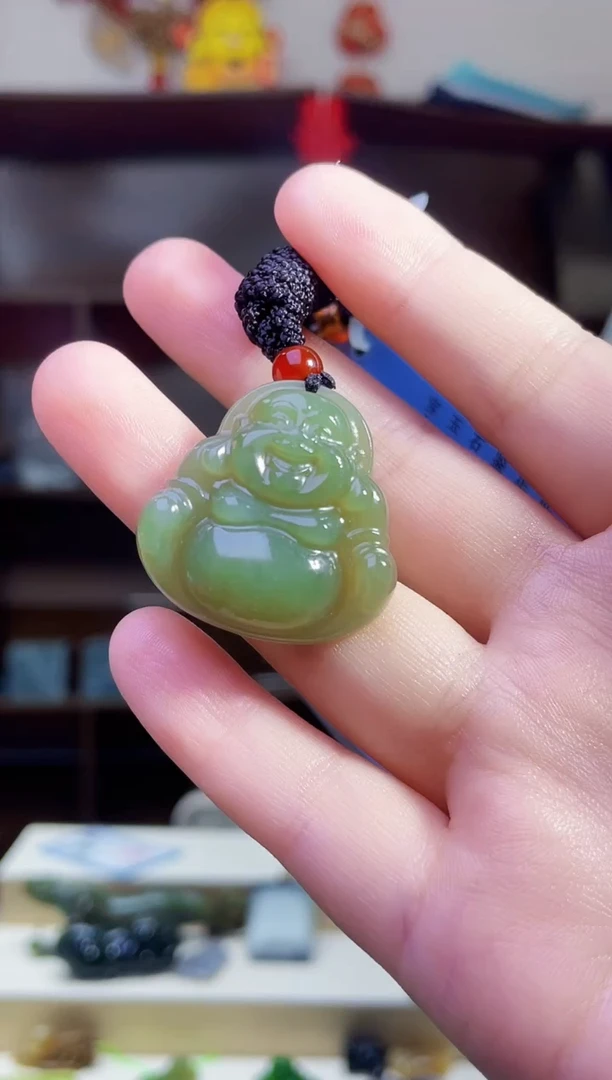 和田玉未镶嵌颈饰1