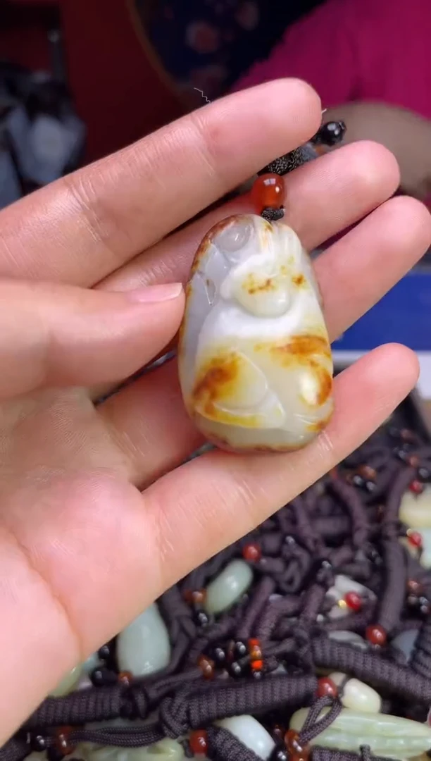 未镶嵌和田玉挂件1