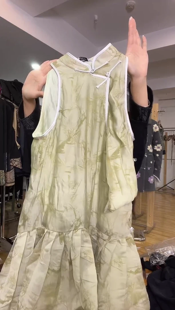 M码       110斤  裙子