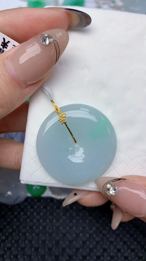 颈饰18K金镶嵌翡翠天然缅甸翡翠a货百元以上9元证书费自理