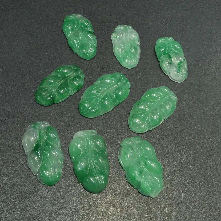 天然A货【青叶】非洲翠青叶50*30*5.5mm多样性发其一标签撕毁不退换