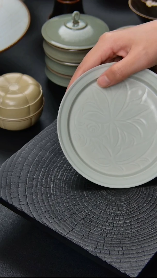 蓝天手作白釉折沿碟