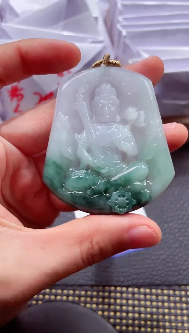 未镶嵌挂件翡翠000888