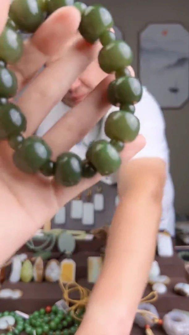 和田玉未镶嵌颈饰多样性发货 拍一单发一个