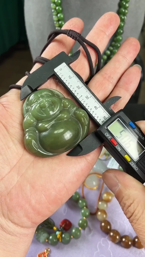 吊坠(赠链)未镶嵌和田玉A2-83多样性发其一