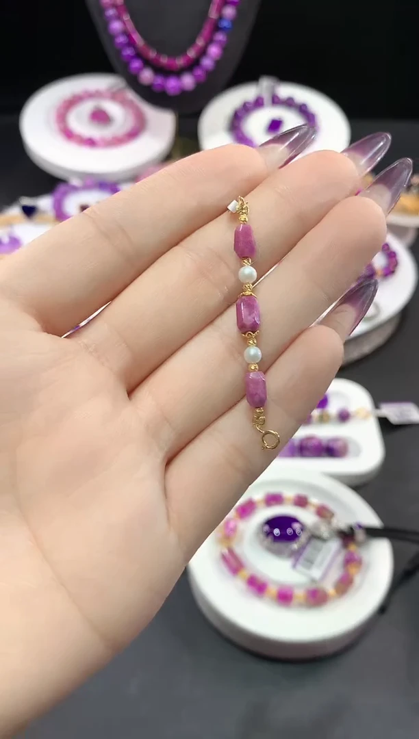 苏纪石（舒俱来）18K金镶嵌.延长链