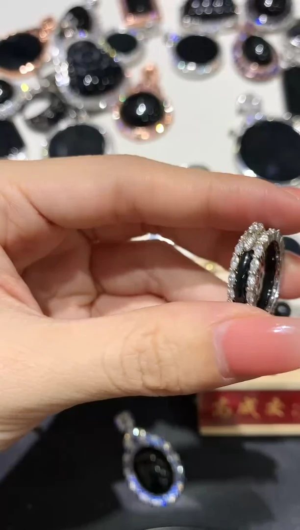 【闪购商品】翡翠吊坠(不含链)银S925镶嵌36多人多样性随机发货1件