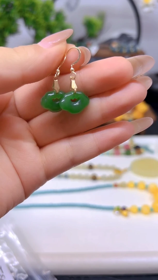 和田玉（碧玉）14K金镶嵌耳饰E859