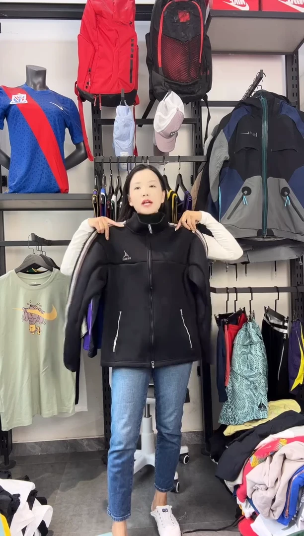 441编码 瑕疵款直播间过款为准 尺码M