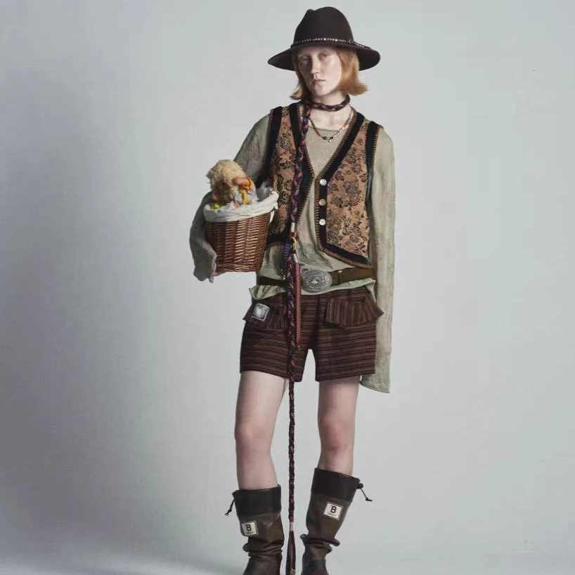 AUBRUINO撞色背心AN0514WNBN