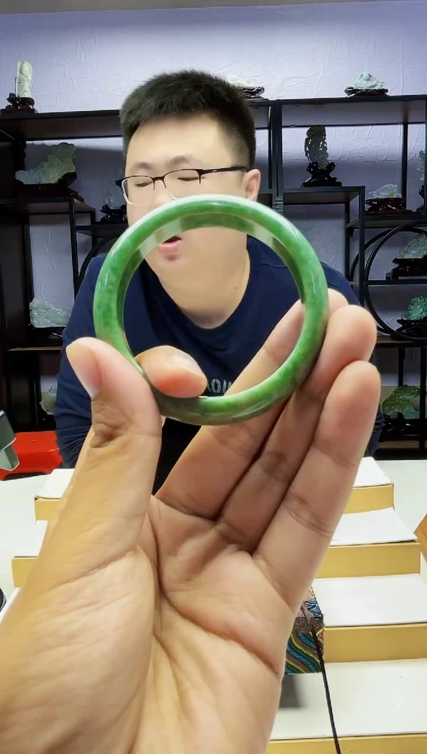【闪购商品】翡翠颈饰未镶嵌02160015多样性发其一