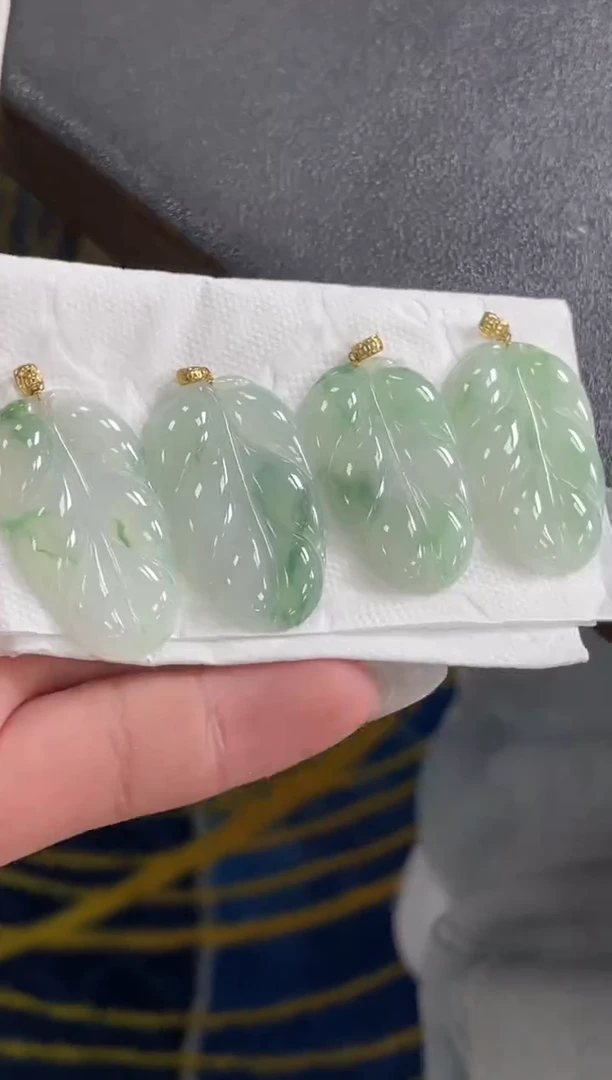 18K金镶嵌定制翡翠DDJ47307/多样性发一件