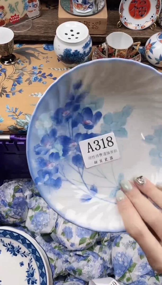瓷片玩****羊                A318