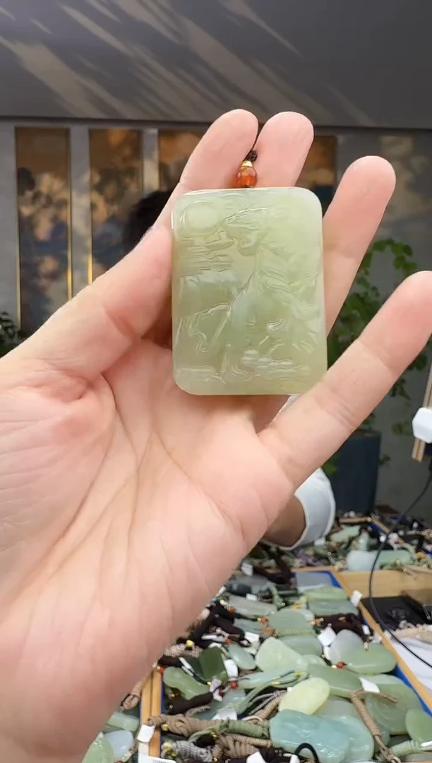 未镶嵌和田玉挂件拍一发一