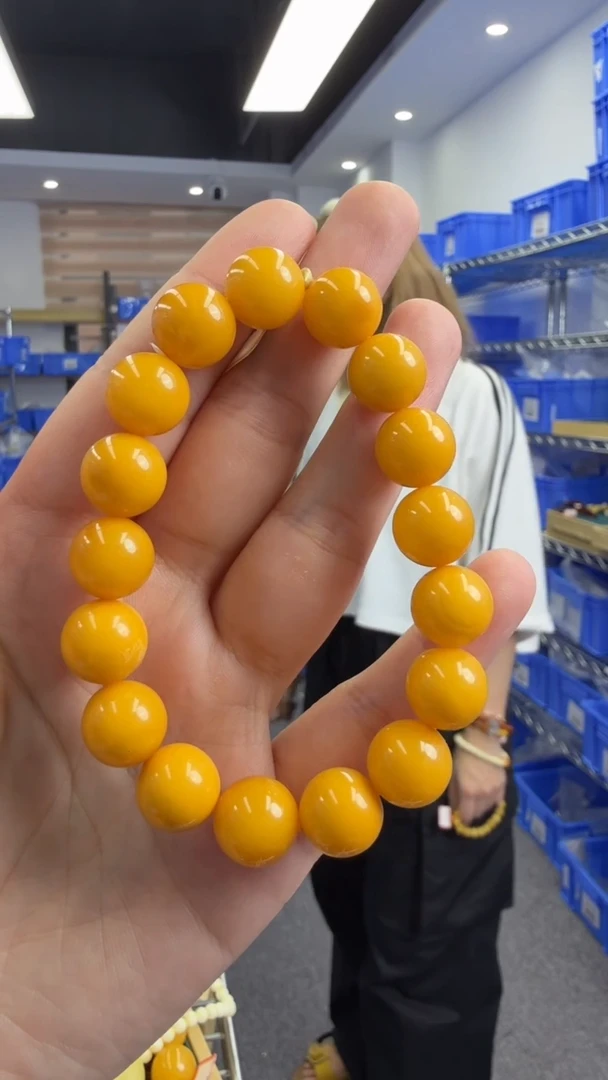 未镶嵌琥珀手链32秒拍号 假一罚三