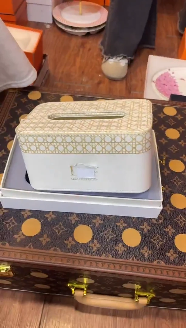 杯鸿辉家品牌瓷器，京东包邮！