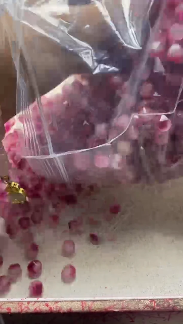 【闪购商品】玛瑙/玉髓颈饰未镶嵌w2289桃花玉棱珠8mm*30颗