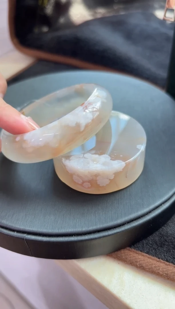 未镶嵌手镯石英质玉A113(57圈赠送镯心)